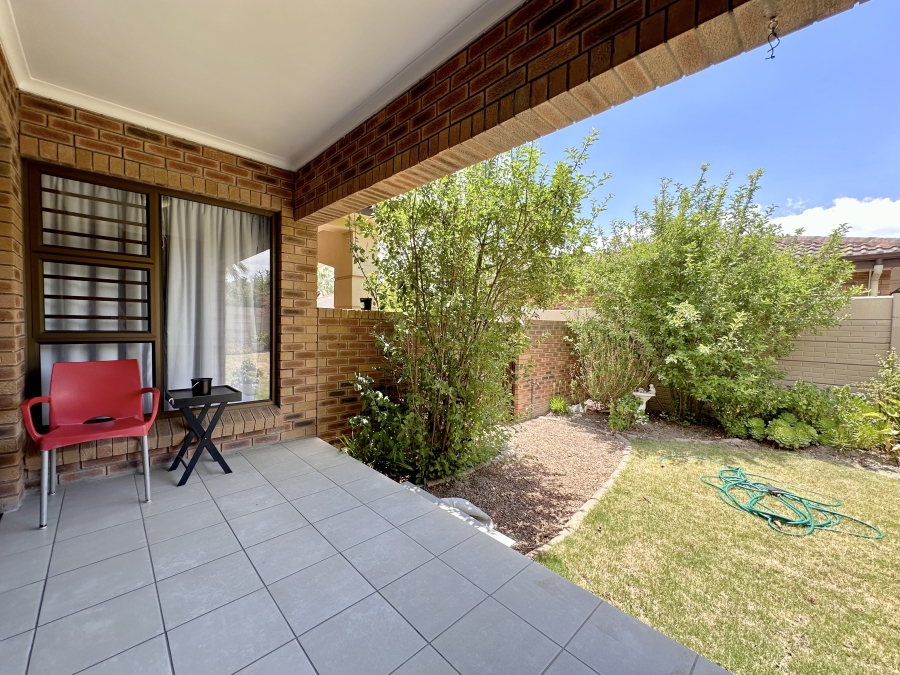 To Let 3 Bedroom Property for Rent in Sonstraal Heights Western Cape